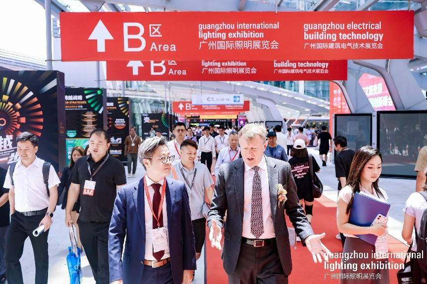 บล็อกบริษัทล่าสุดเกี่ยวกับ 2025 Guangzhou International Lighting Exhibition ((GILE) - หลักฐานอุตสาหกรรมไฟฟ้าและ LED