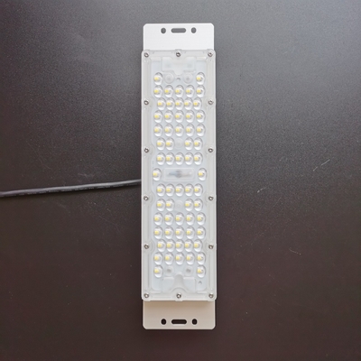 ซื้อ โมดูลเลนส์ไฟ LED 90 องศาเลนส์ LED SMD สำหรับไฟ LED อุโมงค์ การผลิตออนไลน์