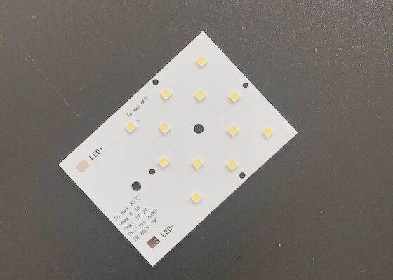 ซื้อ SMD3030 12LEDs โมดูลบอร์ด PCB อลูมิเนียม 50x50mm 6W-10W การผลิตออนไลน์