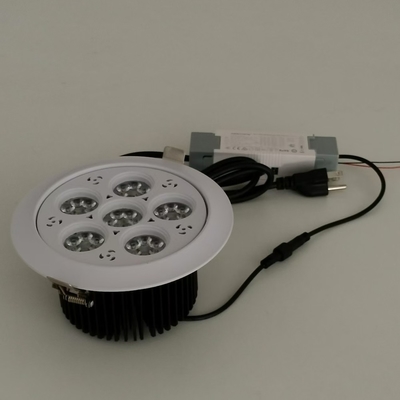 เครื่องประดับเพชร 36 องศา 3000k IP20 40w ไฟ LED ดาวน์ไลท์