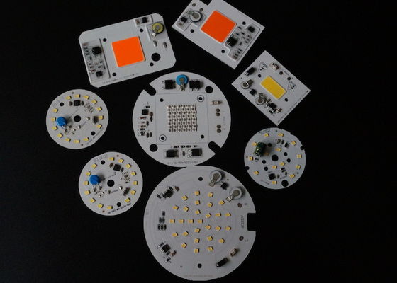 โมดูลไร้คนขับ 50W แรงงานสูง COB LED พร้อมไฟเข้า AC220V และมุมมอง 140 องศาสําหรับแสงปลูก